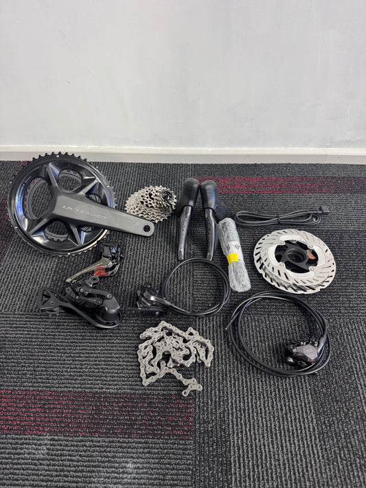 Shimano Ultegra 12speed di2 groupset (Brand New)